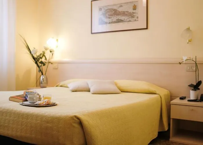 Hotel Santa Lucia Venise